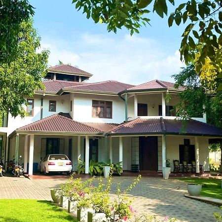 Golden Residence Anuradhapura Ngoại thất bức ảnh