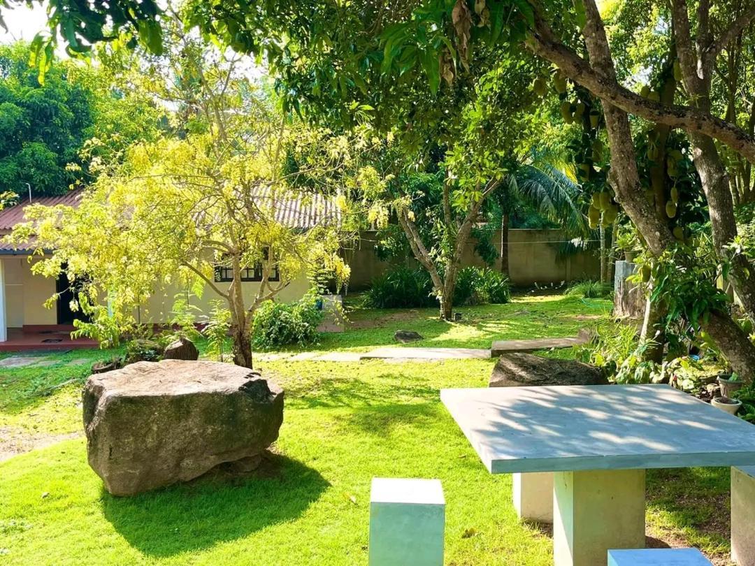 Golden Residence Anuradhapura Ngoại thất bức ảnh